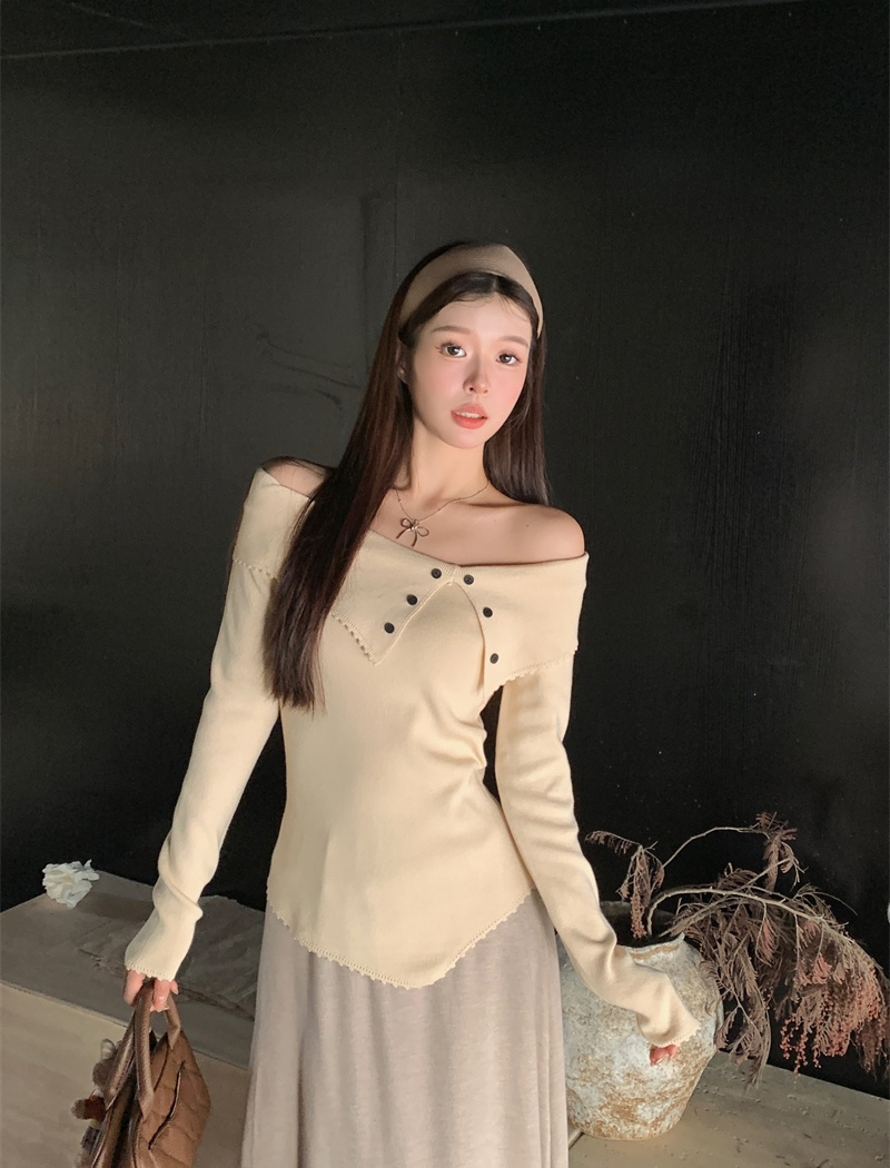 Flat shoulder sweater small shirt for women