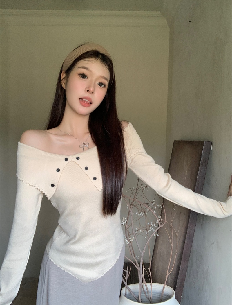 Flat shoulder sweater small shirt for women