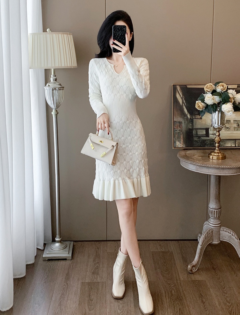 Long sleeve inside the ride white hollow mermaid dress