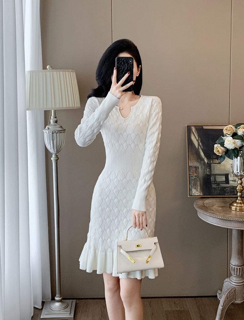 Long sleeve inside the ride white hollow mermaid dress