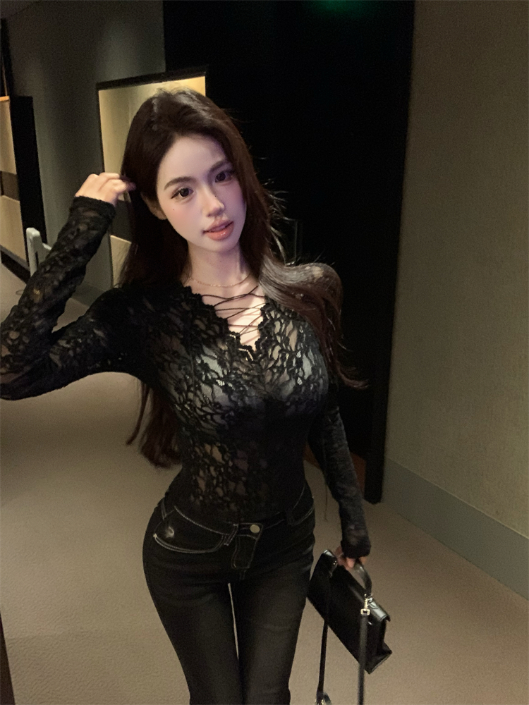 Bandage lace tops sexy black bottoming shirt for women