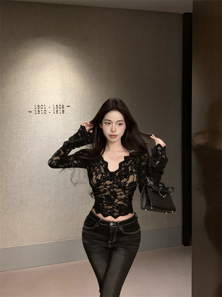 Lace long sleeve tops slim short bottoming shirt