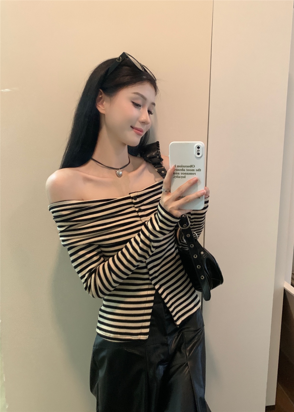 Flat shoulder stripe Korean style tops