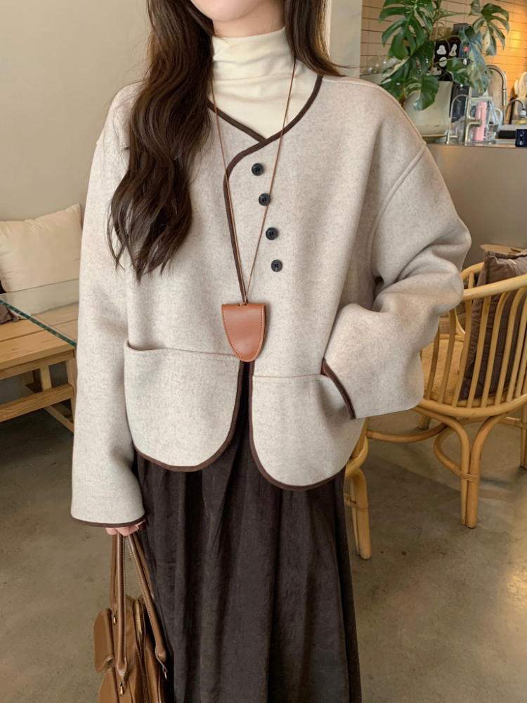 Autumn and winter retro coat round neck woolen coat