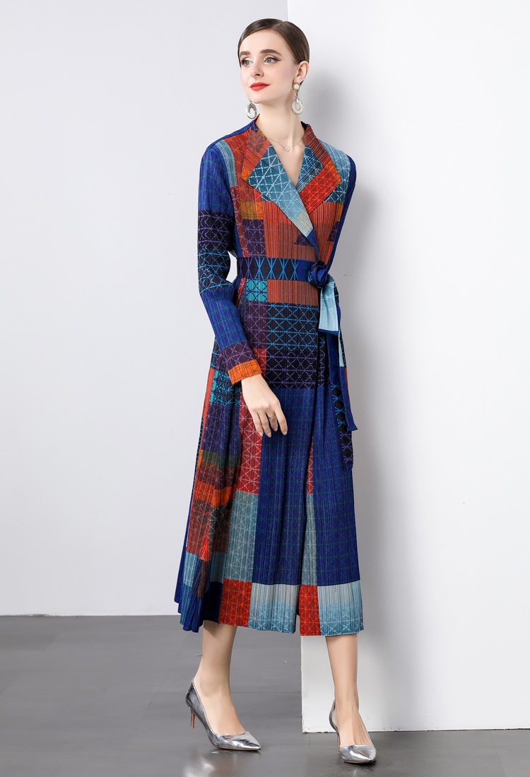 Loose Pleats Please dress printing large yard coat