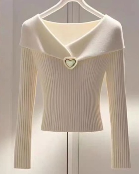 Unique knitted tops Korean style sweater for women