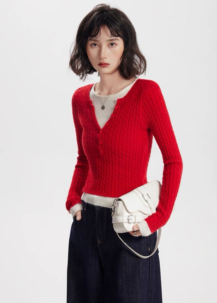 Slim Pseudo-two tops knitted spring sweater for women