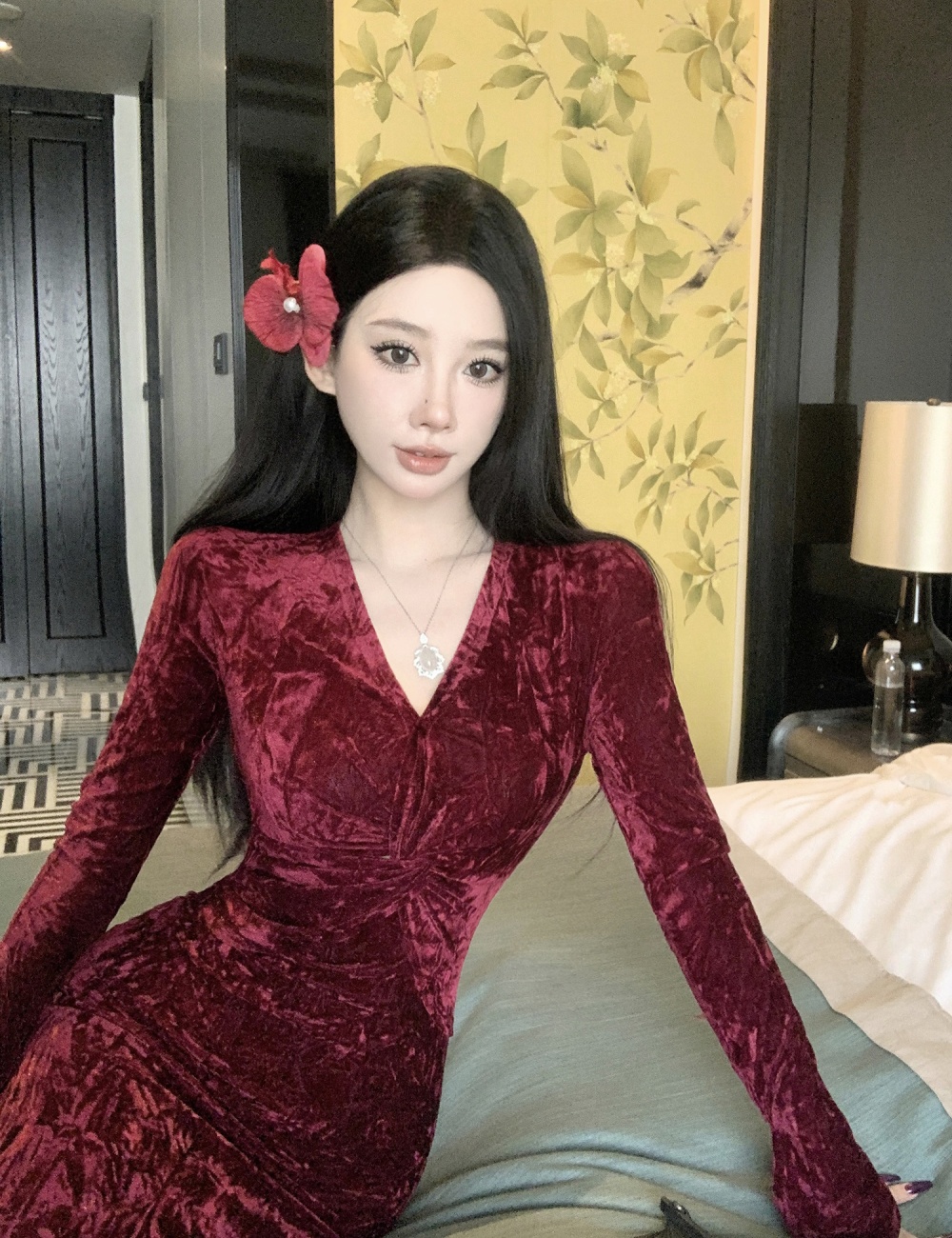 Annual meeting tight velvet formal dress V-neck slim dress