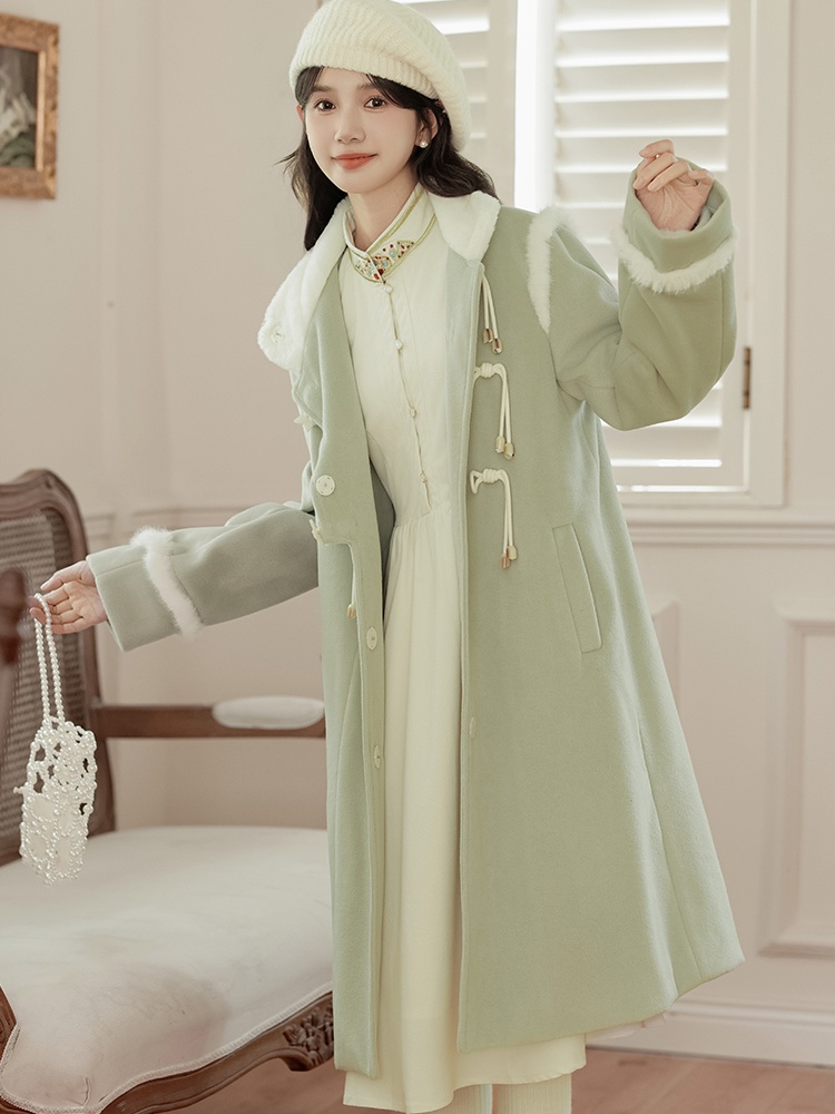 Stars buckle long retro thick woolen coat