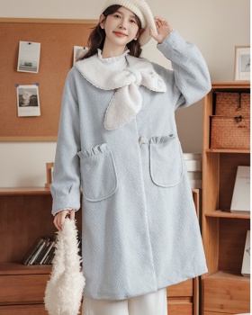 Cashmere embroidered coat thick overcoat for women