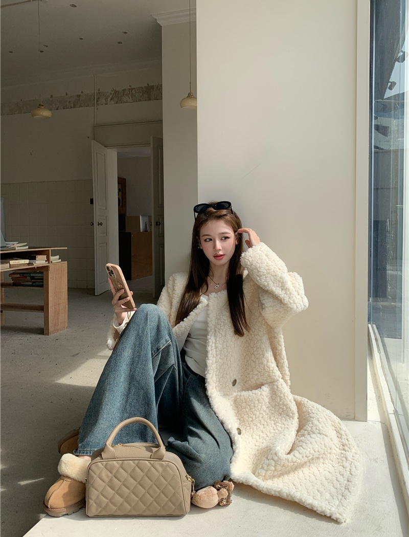 Lambs wool long winter thick thermal retro coat