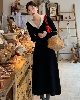 Modern France style elegant knitwear dress