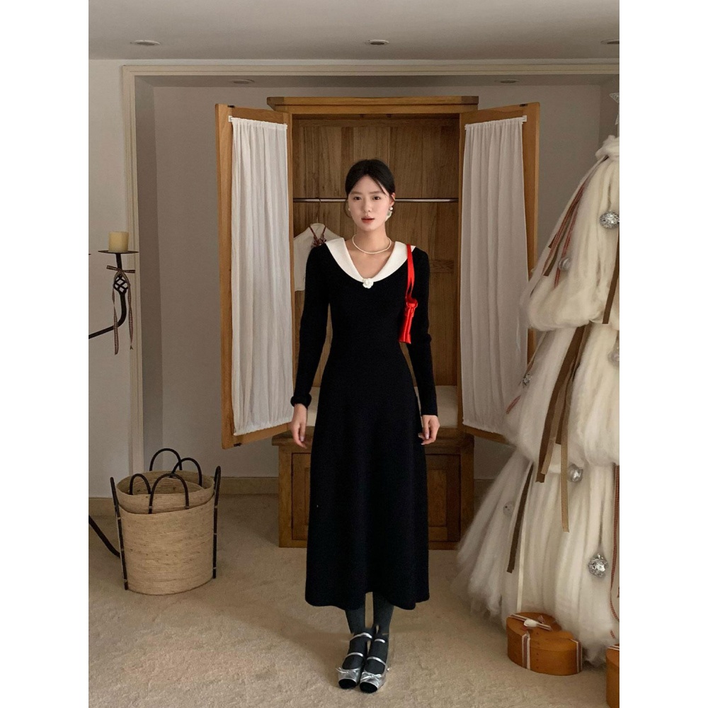 Modern France style elegant knitwear dress