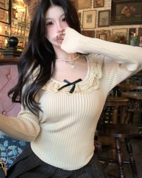 Autumn and winter bottoming inside the ride bow lace sweater