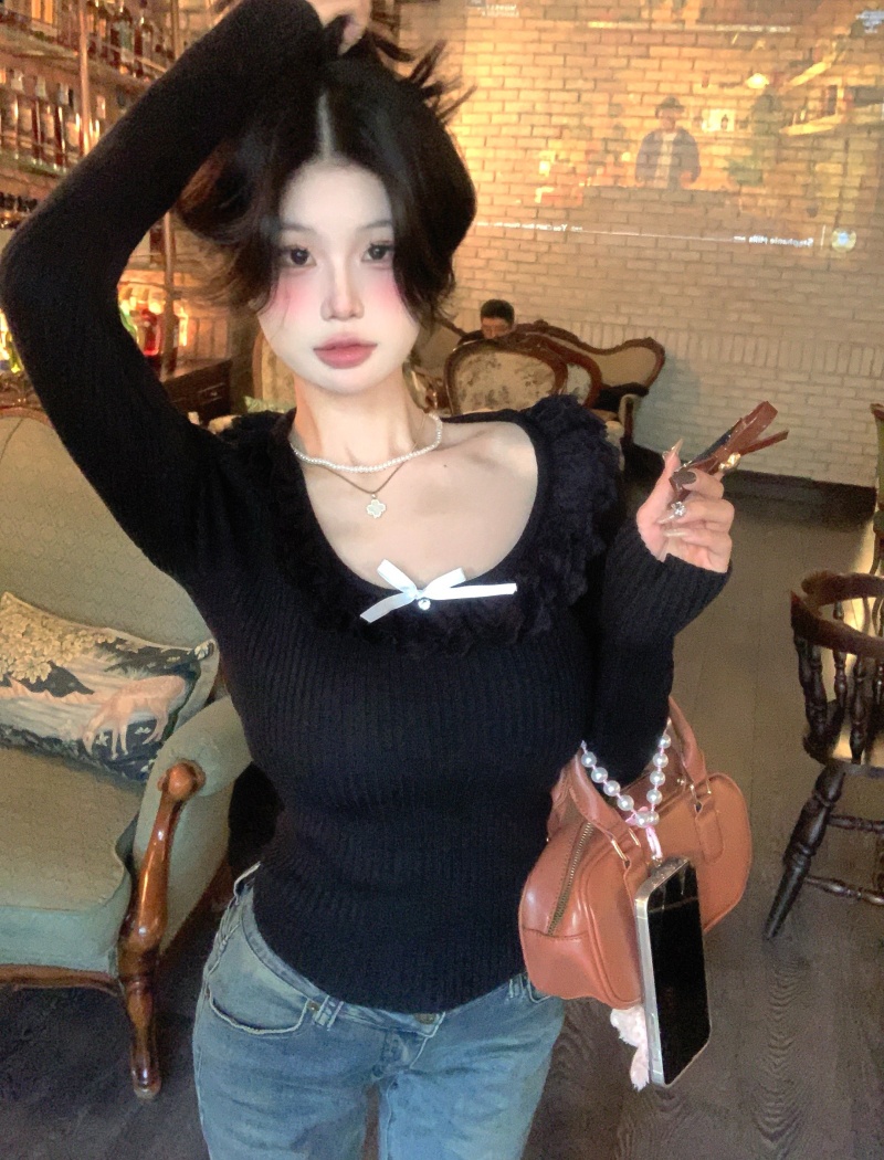 Autumn and winter bottoming inside the ride bow lace sweater