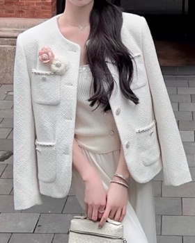 Woolen white chanelstyle woolen coat for women