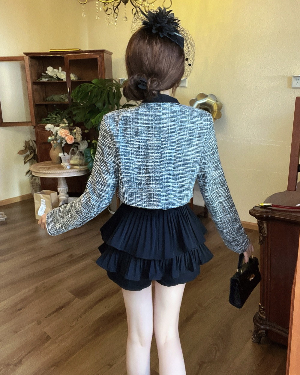 Bow cake flat shoulder coat high waist short short skirt 3pcs set