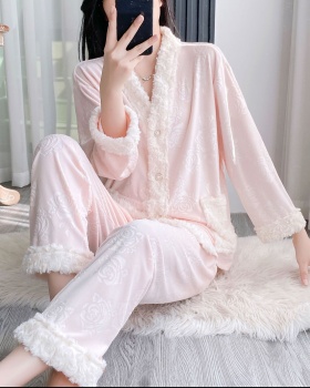 Simple long pants pajamas for women