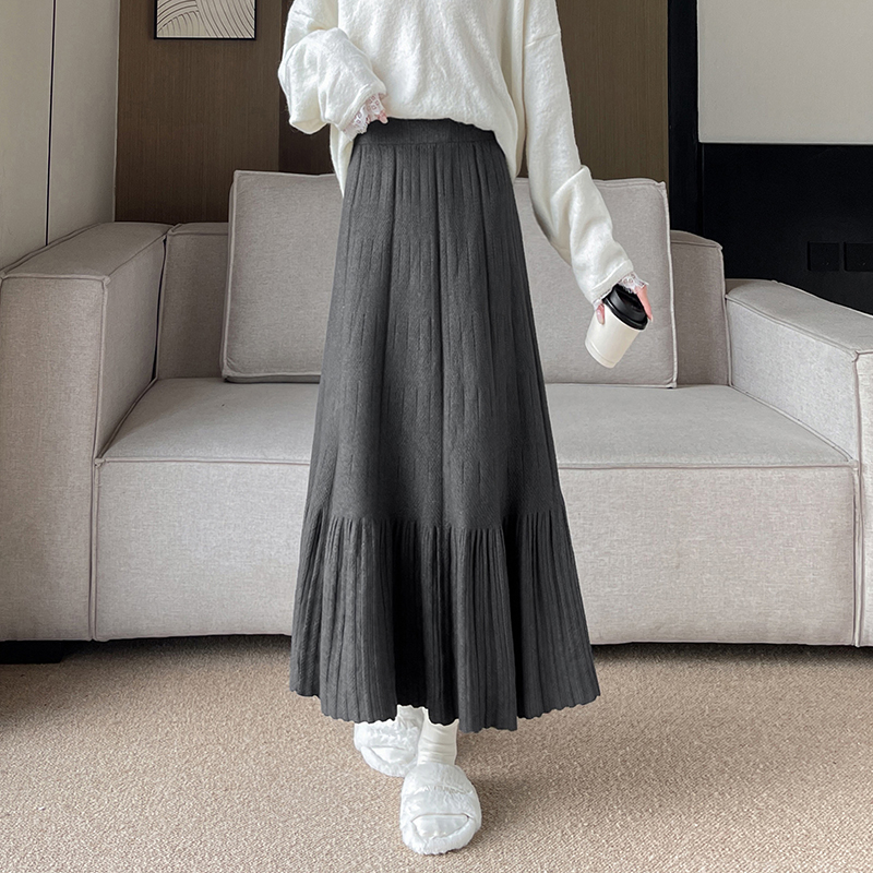 Slim knitted pleated A-line autumn and winter long skirt for women