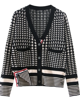 Spring black-white coat V-neck cardigan for women