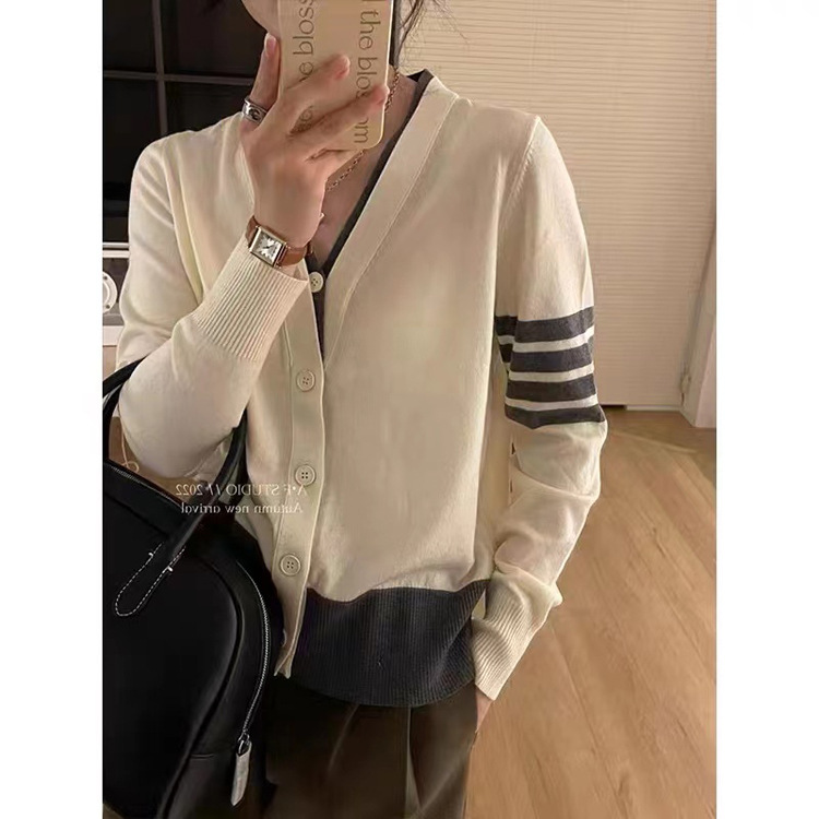 Loose niche coat mixed colors Pseudo-two tops for women