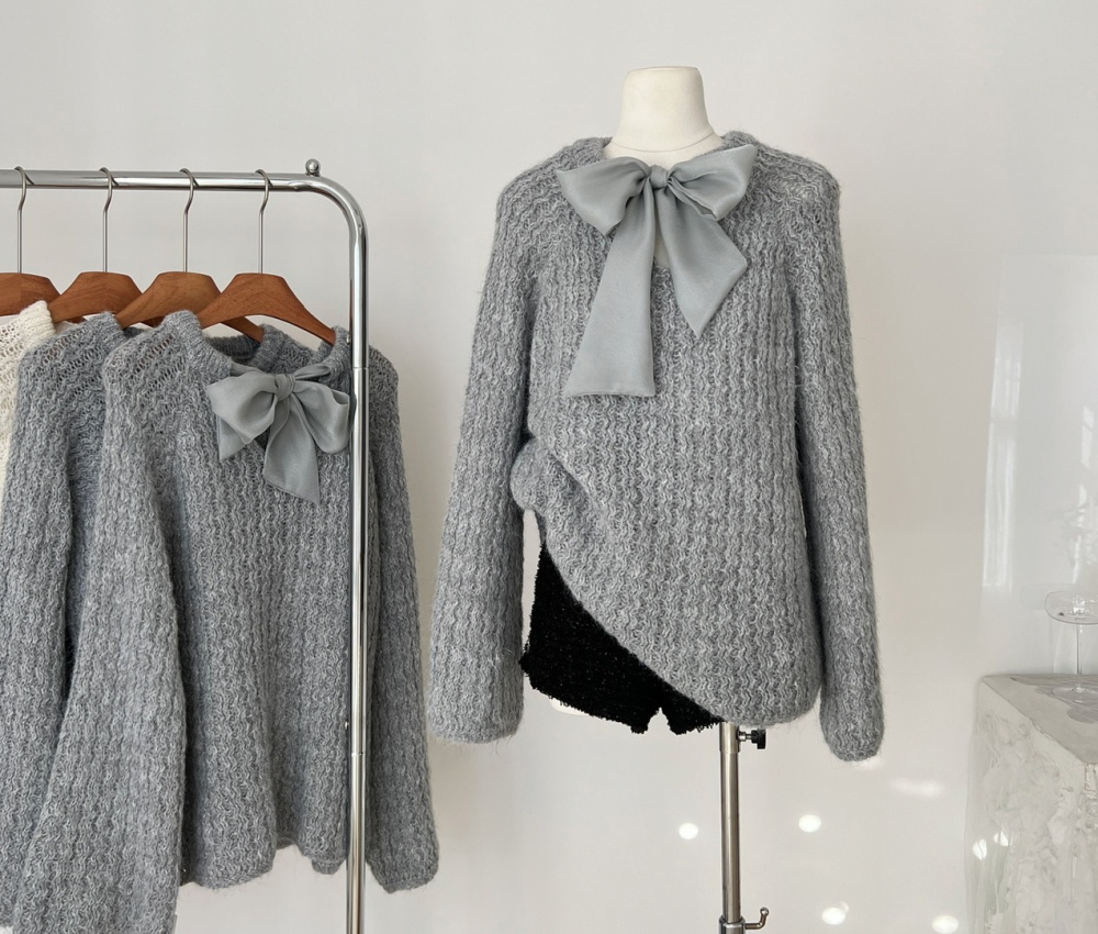 Loose bow sweater round neck winter tops for women