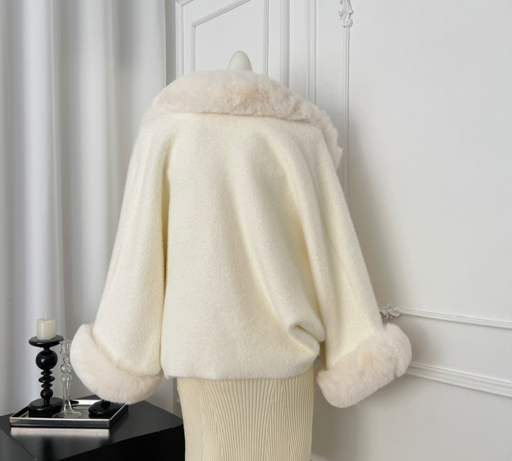 Autumn and winter coat niche cloak