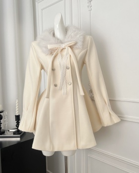 Fur collar pinched waist woolen coat