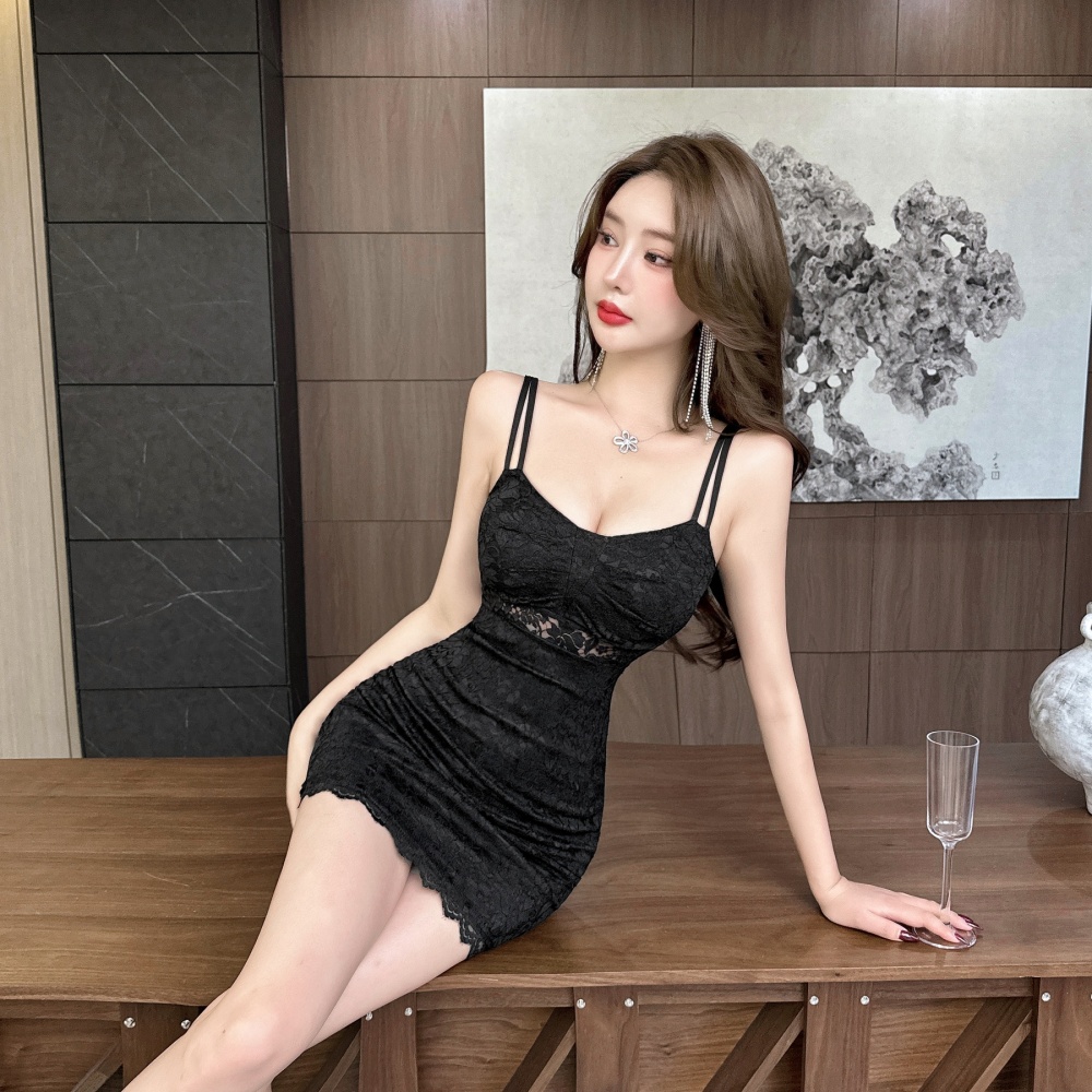 Low-cut sexy short lace sling package hip bottoming dress