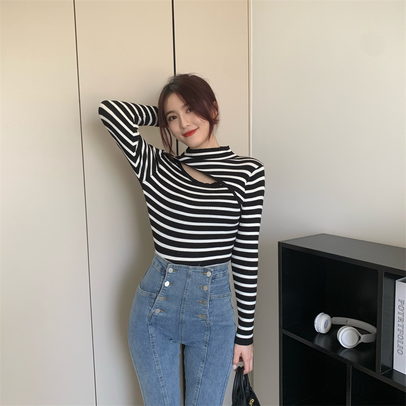 Half high collar hollow slim knitted long sleeve tops