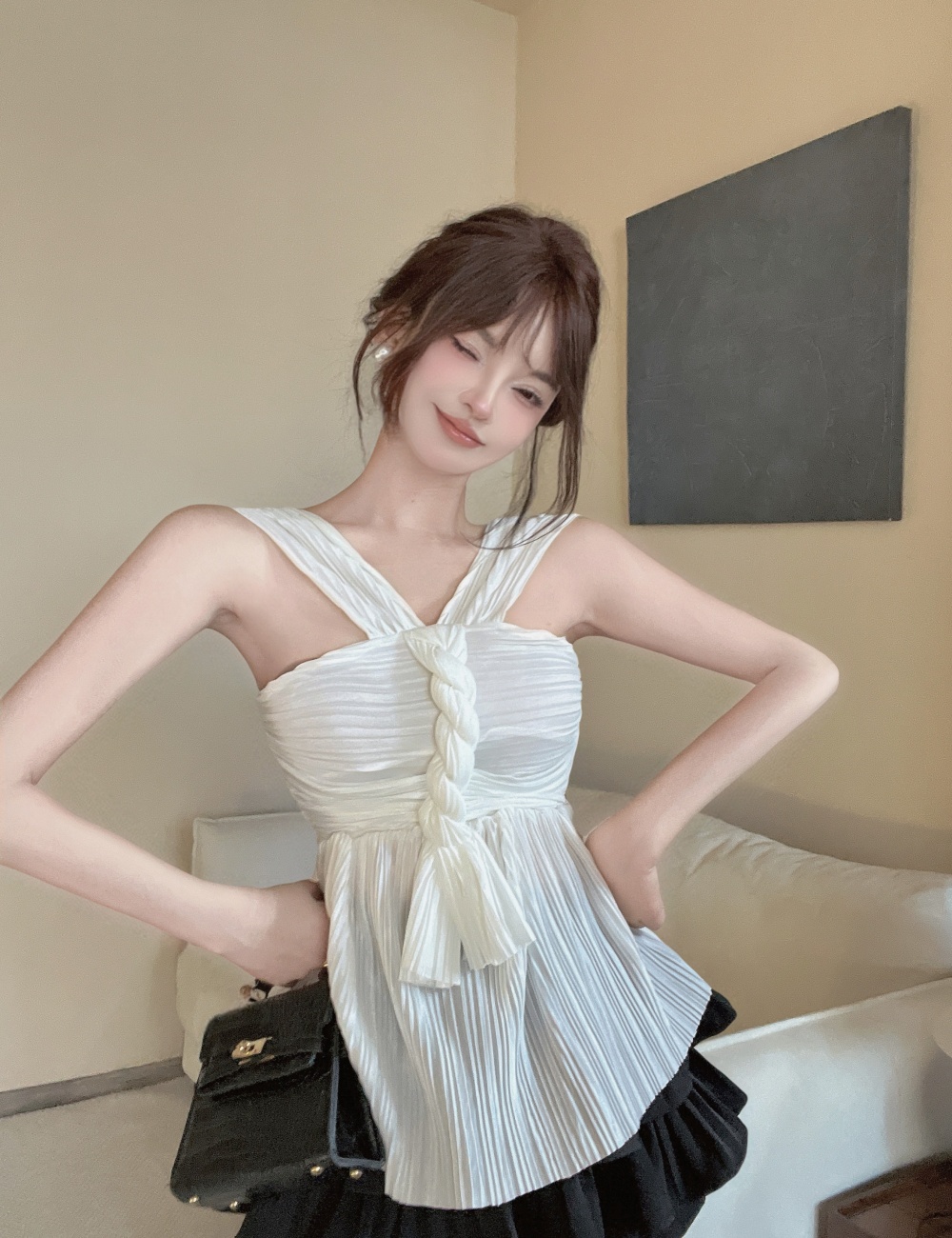 Wrapped chest flat shoulder chiffon France style vest