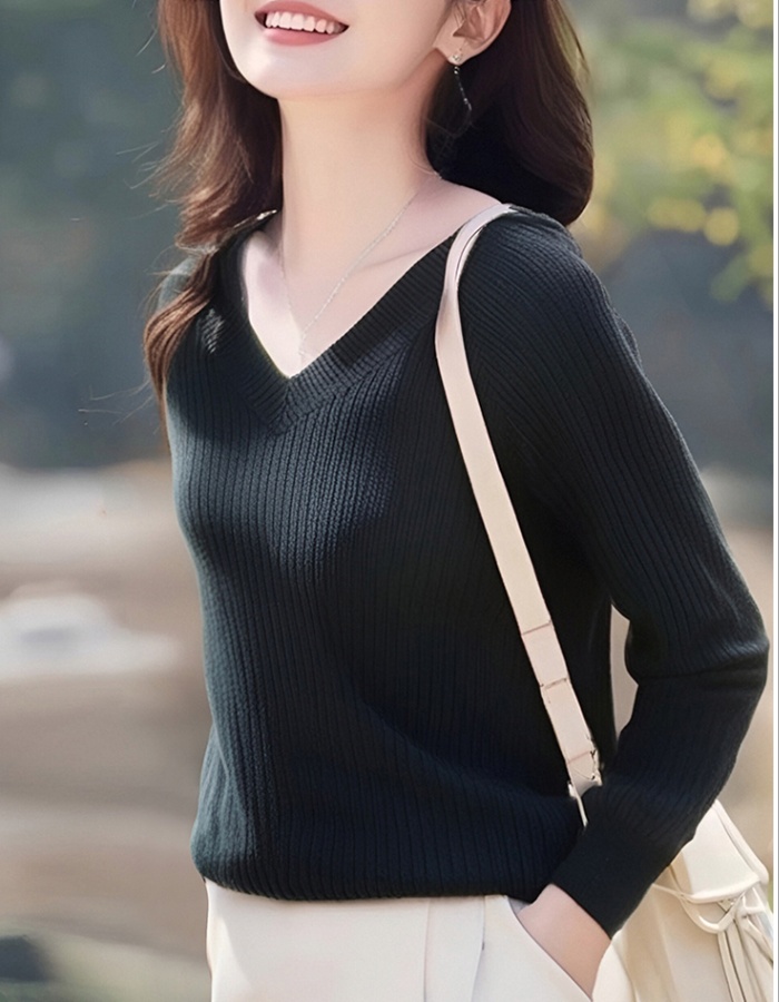 Knitted V-neck sweater autumn and winter bottoming tops