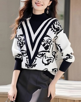 Long sleeve bottoming shirt printing tops for women