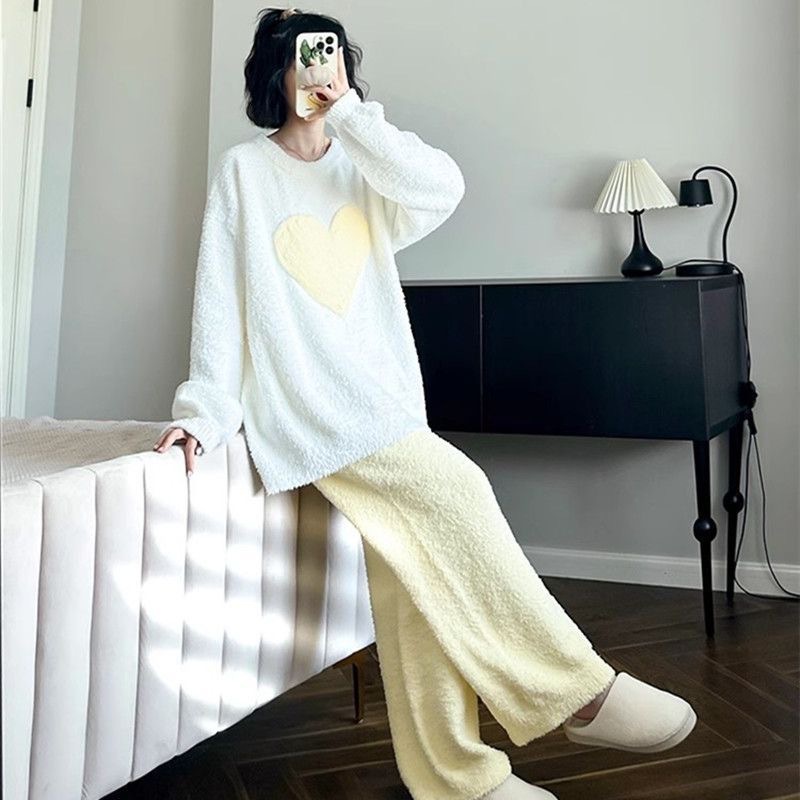 Large yard homewear heart pajamas a set for women