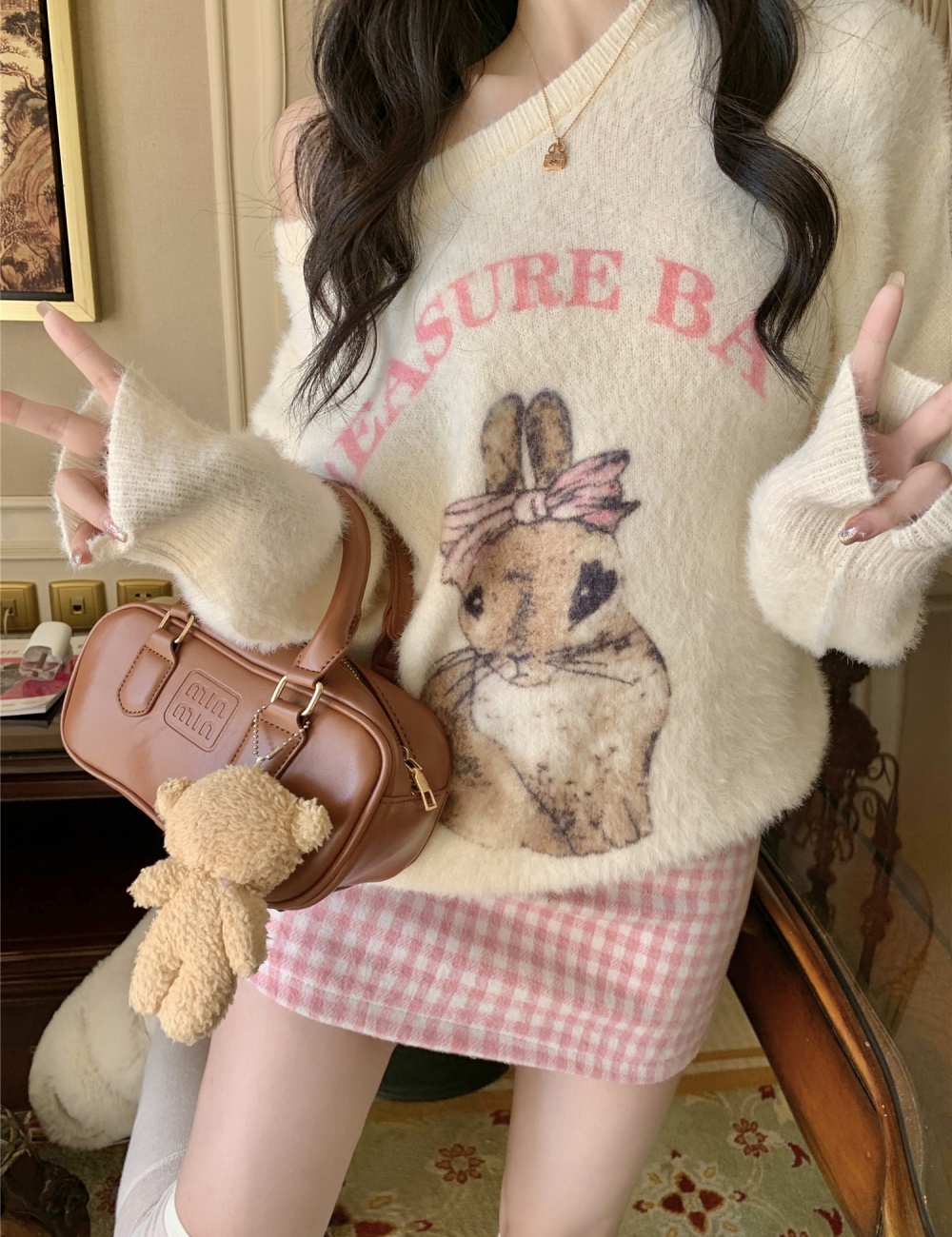 Round neck cartoon long sleeve lazy sweater