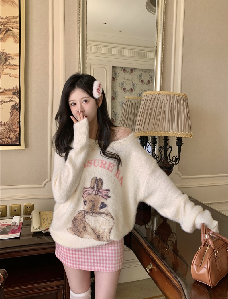 Round neck cartoon long sleeve lazy sweater