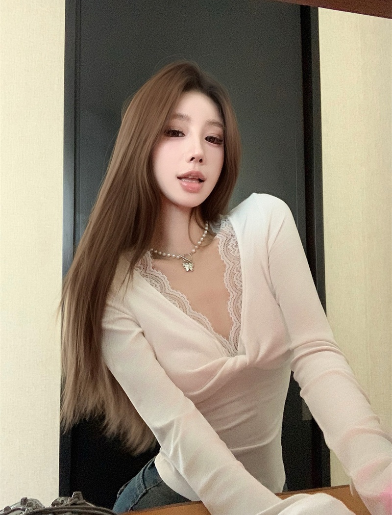 Retro lace tops sueding bottoming shirt for women