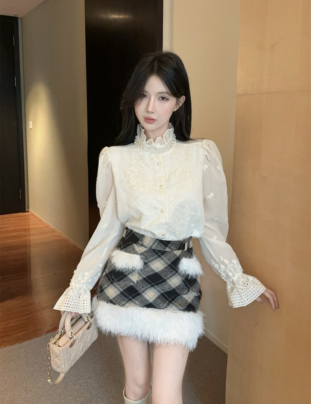 Lace fashion short skirt winter shirt a set for women