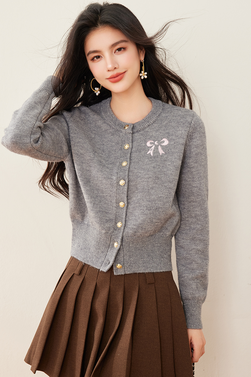 Embroidery knitted winter bow cardigan