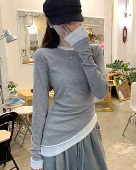 Long sleeve T-shirt Pseudo-two bottoming shirt for women