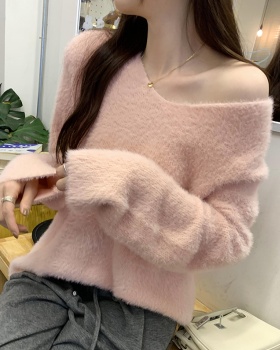 Autumn and winter sweater bottoming tops for women