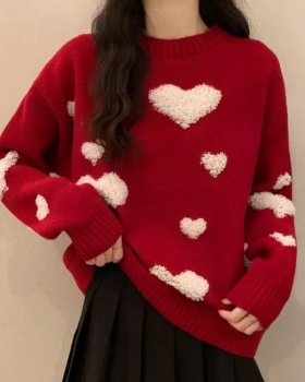 Autumn and winter red bottoming shirt heart tops