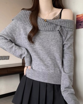 Sling tops enticement sweater for women