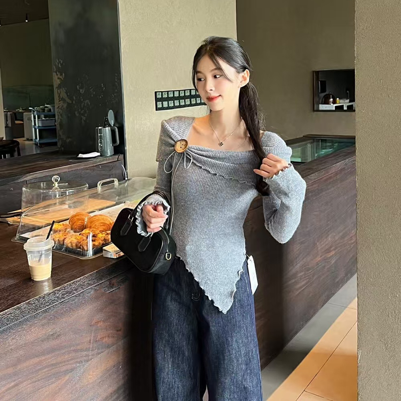 Long sleeve sweater irregular small shirt for women