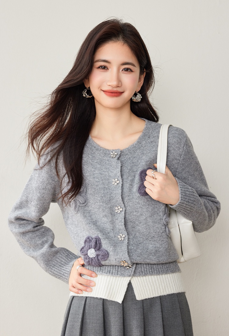 Gray autumn and winter sweater flowers cardigan for women