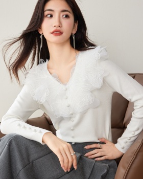 Pinched waist lace sweater bottoming tops for women