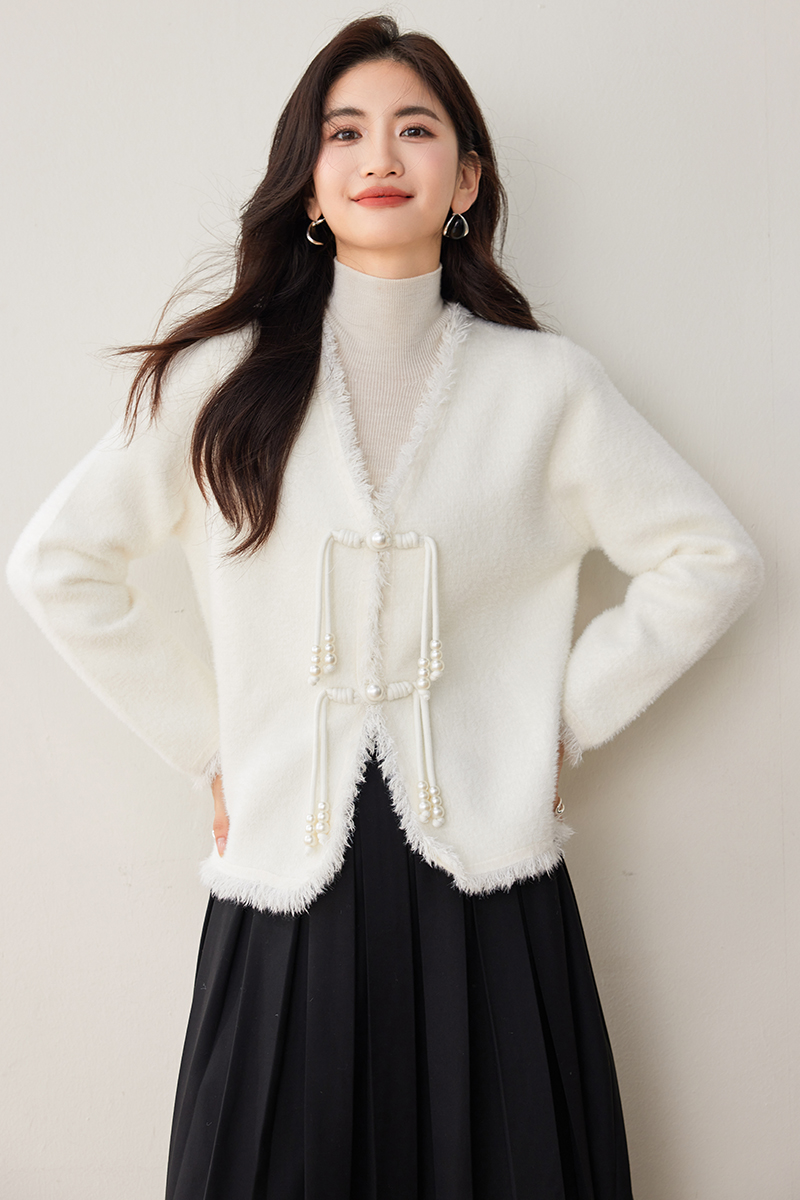 Chinese style V-neck cardigan lazy sweater