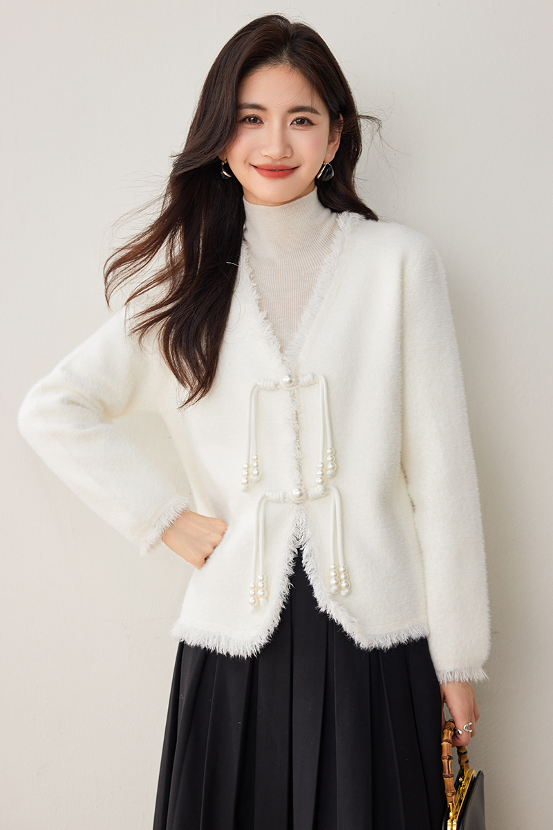 Chinese style V-neck cardigan lazy sweater