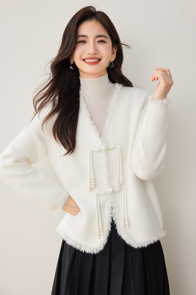 Chinese style V-neck cardigan lazy sweater