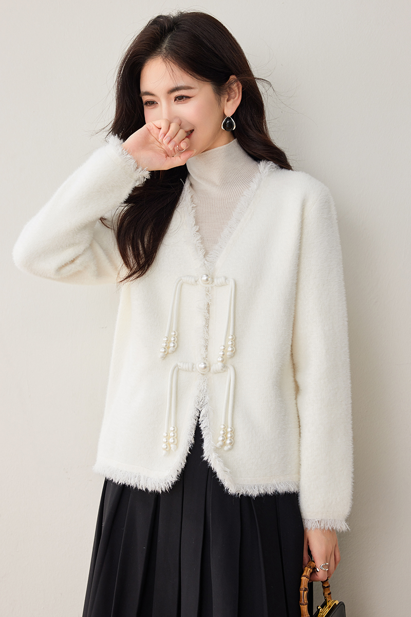 Chinese style V-neck cardigan lazy sweater